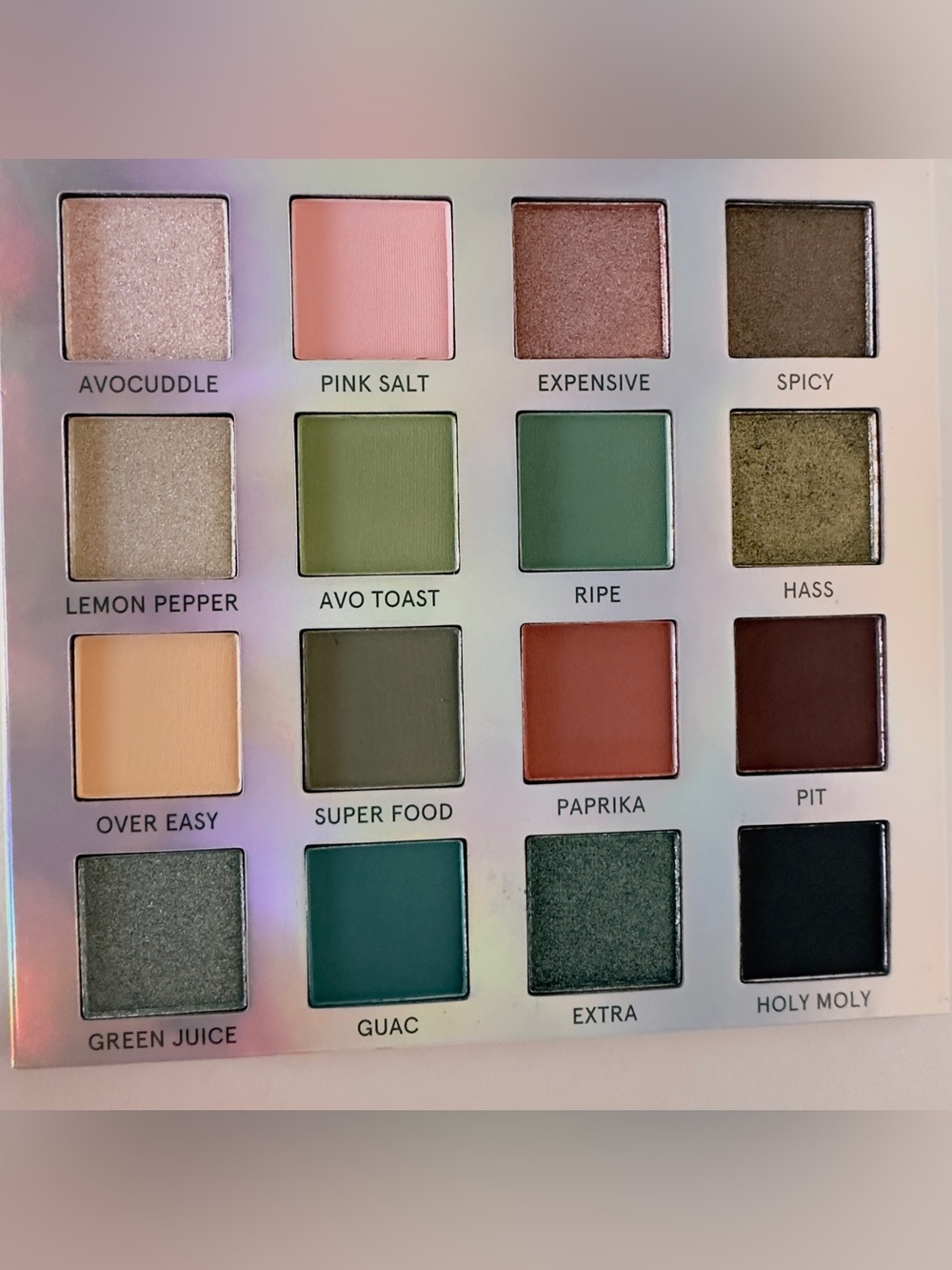 Lot of 4 BH Cosmetics 16-Color Eyeshadow Palettes: Weekend Vibes & Travel Series - Picture 7 of 13